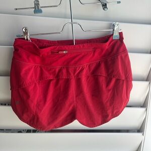 Red Lululemon speed ups women’s size 4 reg, 2.5 length